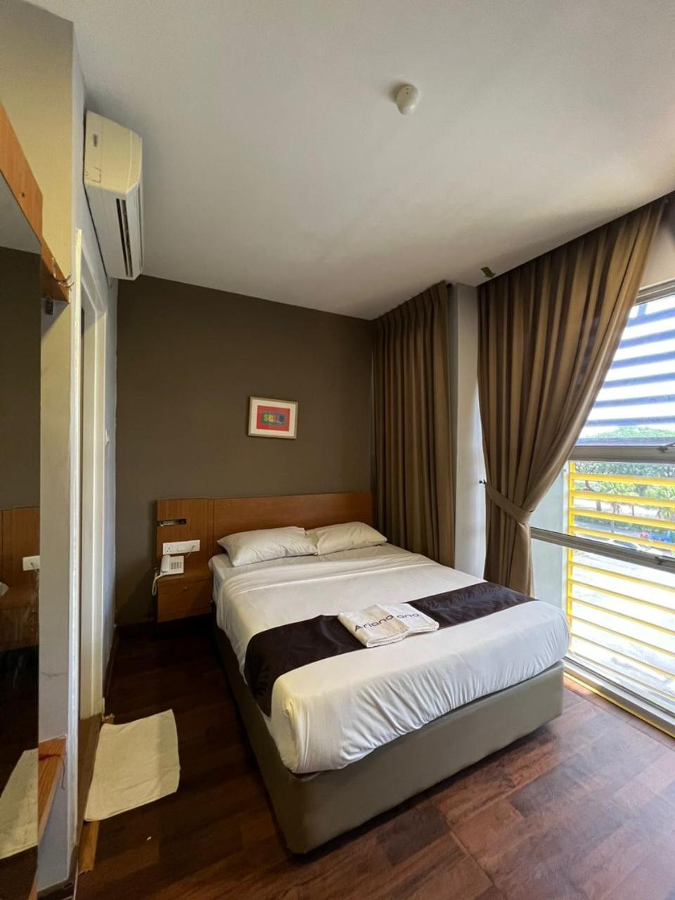 Golden Leaf Boutique Hotel Nusa Idaman Formerly Known As Ariana Hotel Johor Bahru Exteriér fotografie