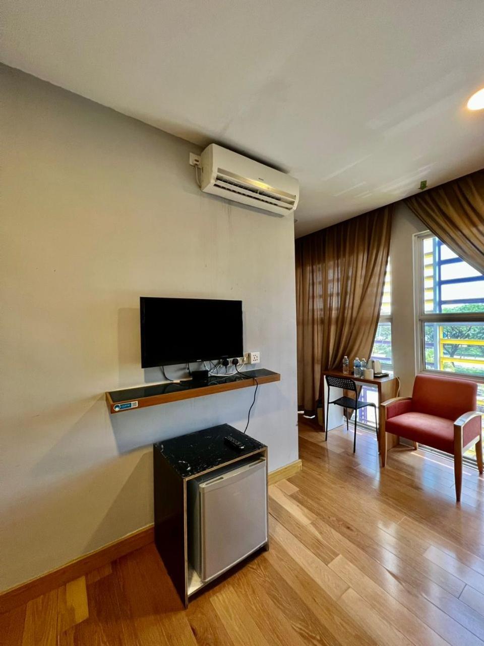 Golden Leaf Boutique Hotel Nusa Idaman Formerly Known As Ariana Hotel Johor Bahru Exteriér fotografie